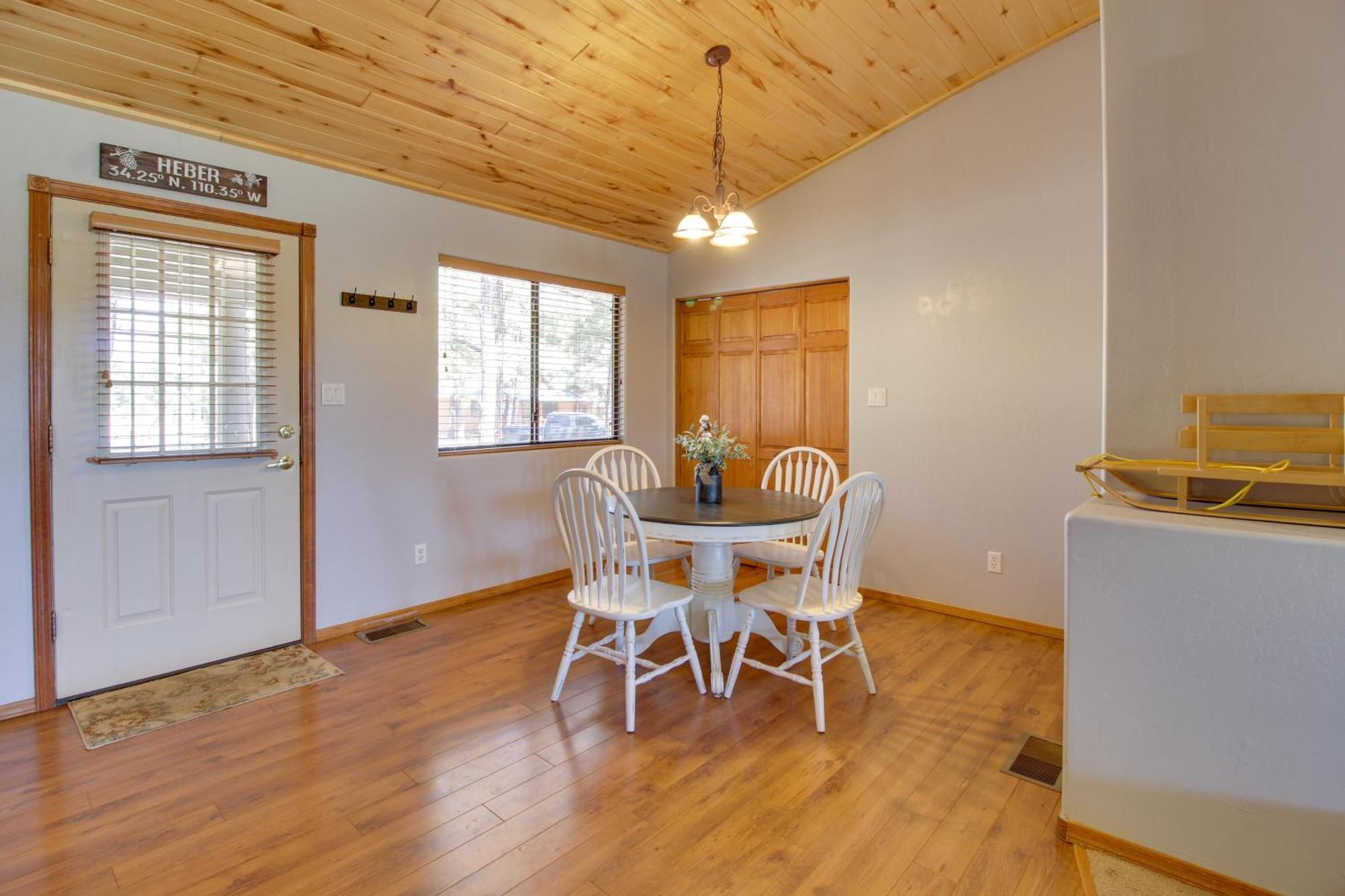 Overgaard Cabin Near Sitgreaves National Forest! Exterior foto